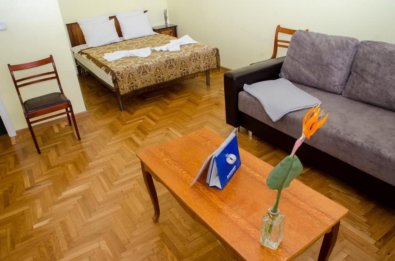 Apartament Na Adamkovskoy Apartment Brest Exterior foto